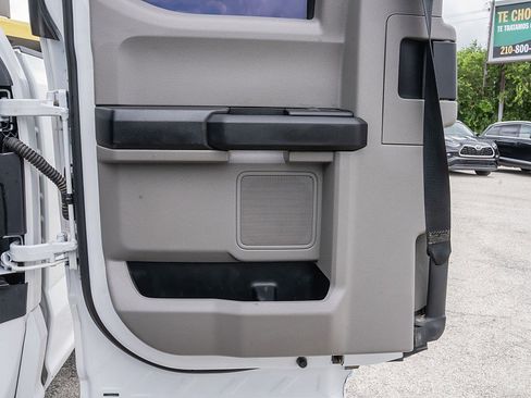 Used 2021 Ford F250 XL w/ Power Equipment Group AWD/4WD image 11