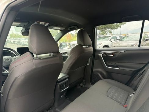 Used 2025 Toyota RAV4 SE AWD/4WD image 21