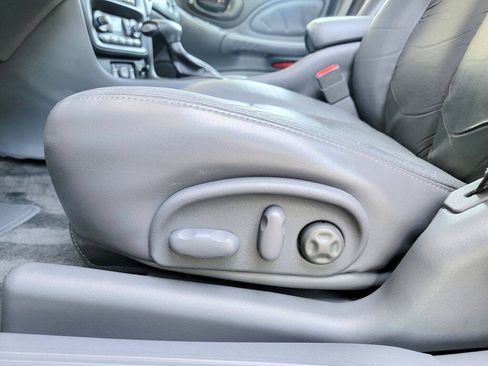 Used 2003 Pontiac Bonneville SSEi FWD image 10