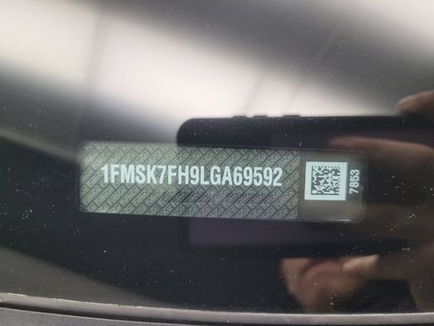 Used 2020 Ford Explorer Limited w/ Class III Trailer Tow Package image 33