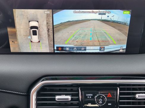 New 2026 Nissan Armada SL image 18