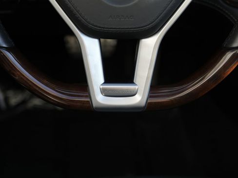 Used 2014 Mercedes-Benz SL 550 image 25