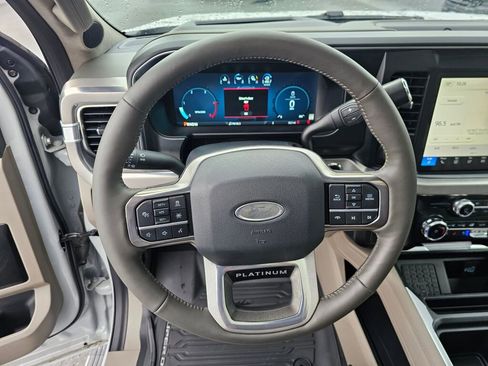 Used 2025 Ford F450 Platinum w/ Platinum Plus Package image 23