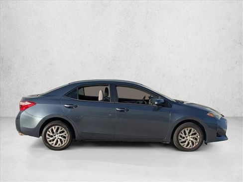 Used 2018 Toyota Corolla LE FWD image 4