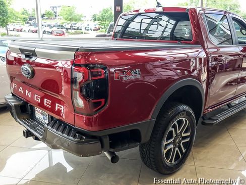 Certified 2025 Ford Ranger Lariat w/ FX4 Off-Road Package AWD/4WD image 9