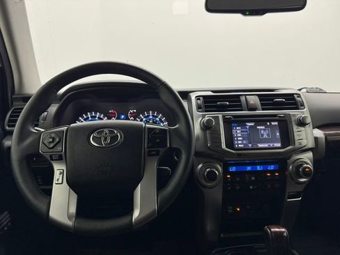 Used 2019 Toyota 4Runner Limited image 3
