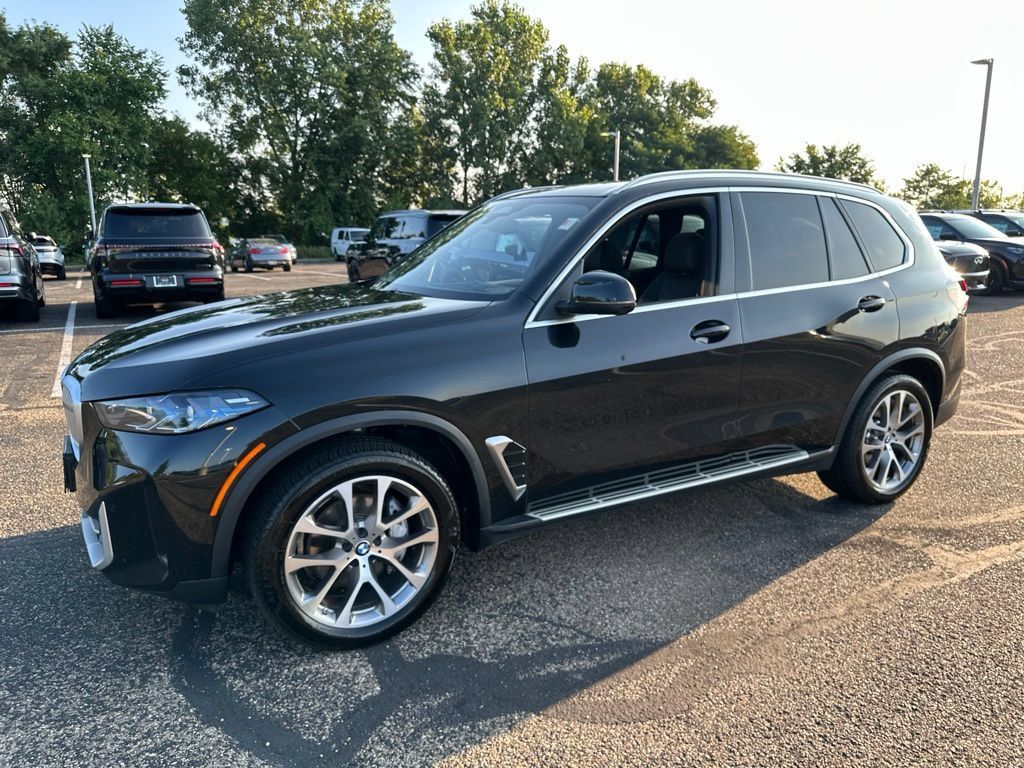 Used 2026 BMW X5 xDrive40i AWD/4WD image 8
