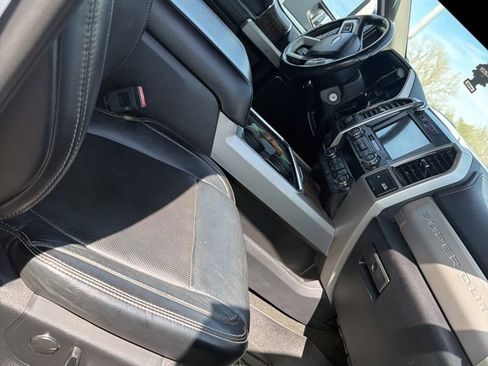Used 2019 Ford F350 Lariat w/ Lariat Value Package image 11