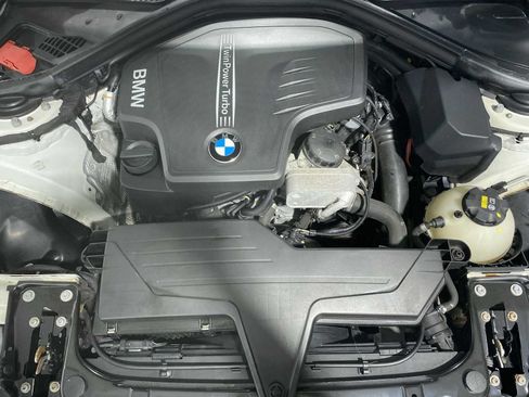 Used 2016 BMW 328i xDrive Sedan AWD/4WD image 9