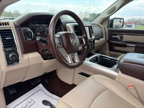 Used 2015 RAM 1500 Laramie w/ Convenience Group image 14
