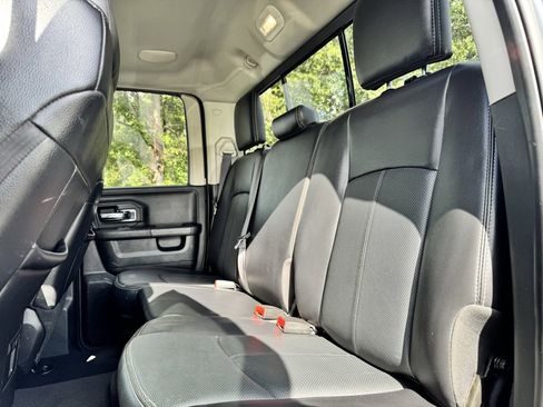 Used 2018 RAM 1500 Laramie w/ Convenience Group image 15