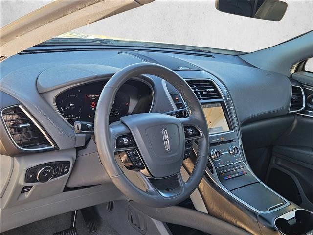 Used 2020 Lincoln Nautilus Reserve w/ Equipment Group 201A FWD image 10