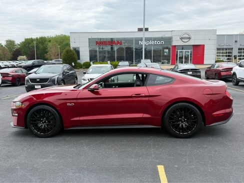 Used 2019 Ford Mustang GT Premium w/ GT Performance Package RWD image 4