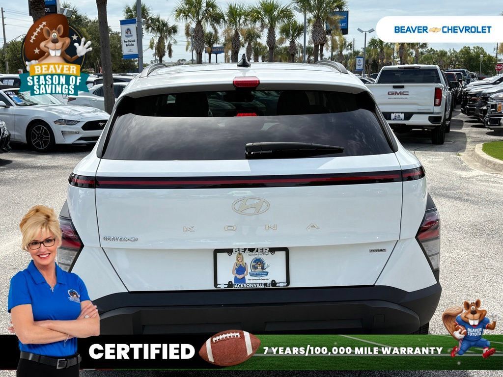 Used 2024 Hyundai Kona SEL AWD/4WD image 6