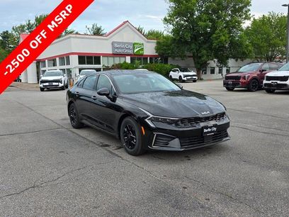 New 2025 Kia K5 LXS
