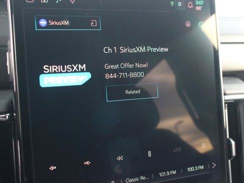 Used 2025 GMC Yukon XL Denali image 26