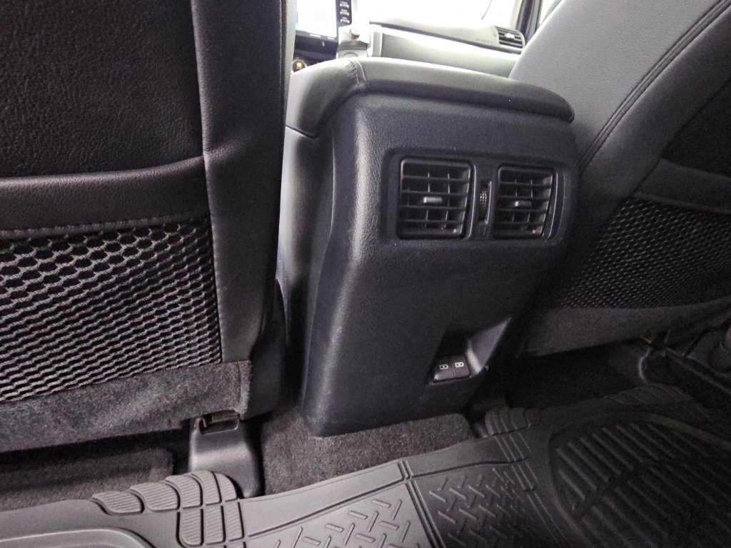 Used 2024 Toyota 4Runner SR5 Premium w/ Moonroof Package RWD image 33