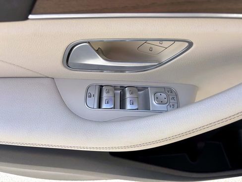 Used 2023 Mercedes-Benz GLE 350 4MATIC image 14