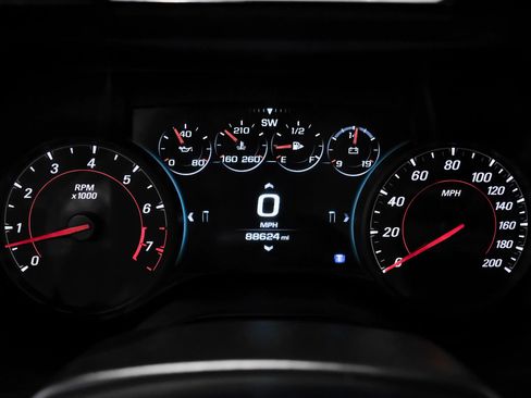 Used 2017 Chevrolet Camaro SS RWD image 21