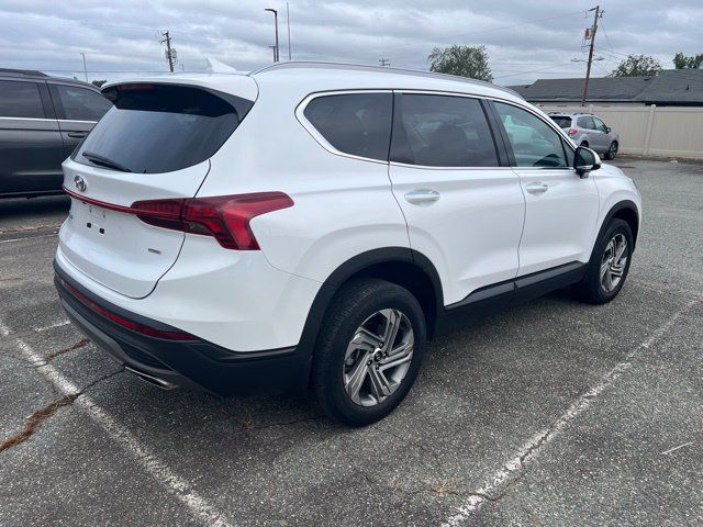 Used 2023 Hyundai Santa Fe SEL w/ Cargo Package AWD/4WD image 4