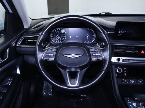Used 2025 Genesis G70 2.5T AWD/4WD image 18