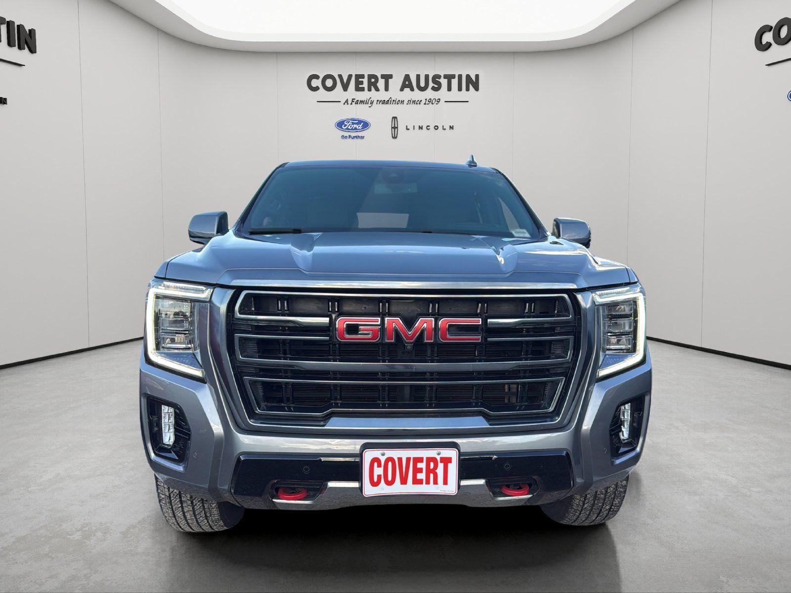 Used 2022 GMC Yukon AT4 w/ AT4 Premium Package AWD/4WD image 8