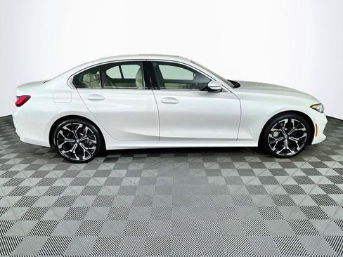 Used 2025 BMW 330i xDrive Sedan w/ Premium Package AWD/4WD image 10