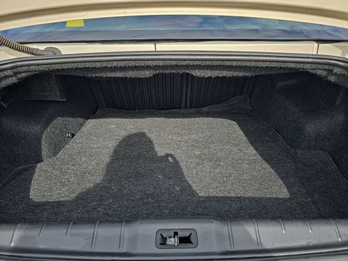 Used 2012 Chevrolet Malibu LT image 21