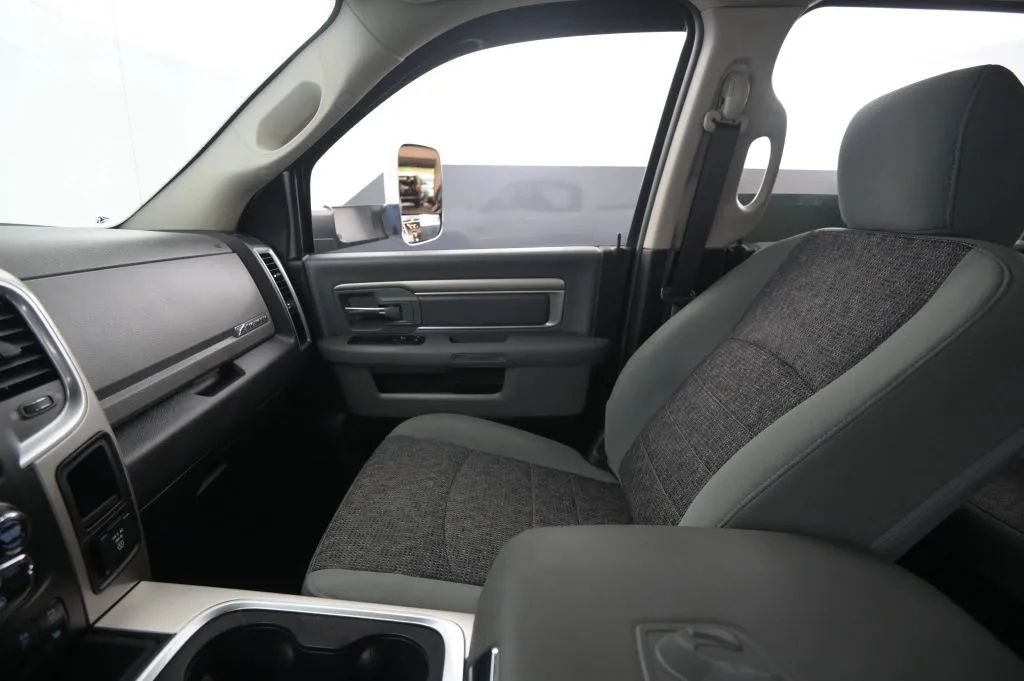 Used 2018 RAM 2500 Big Horn w/ Harvest Edition AWD/4WD image 33