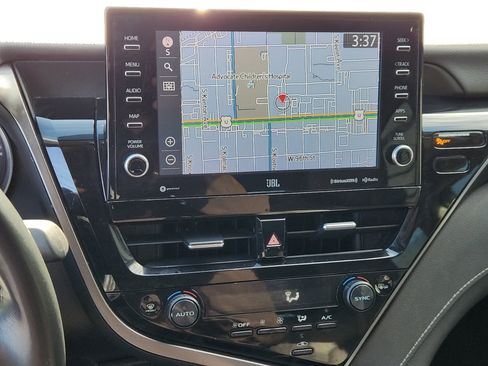 Used 2024 Toyota Camry XSE w/ Navigation Package image 14