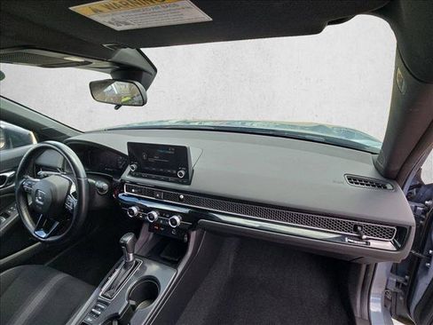 Used 2022 Honda Civic Sport image 18