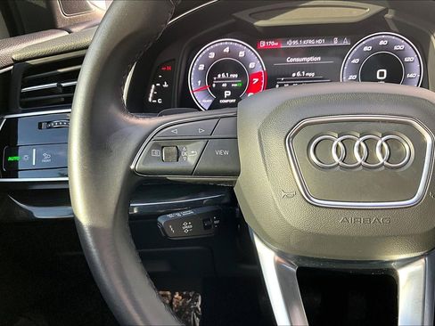 Used 2021 Audi Q7 3.0T Prestige w/ Prestige Package image 18
