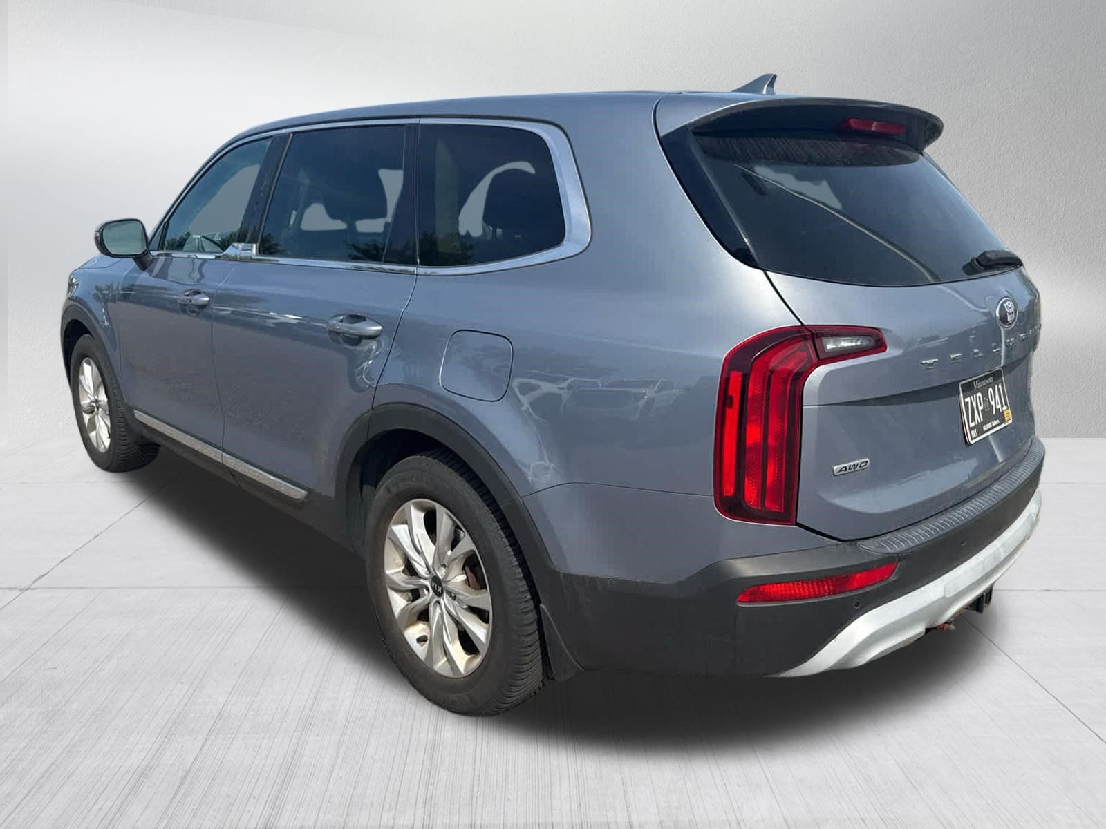 Used 2021 Kia Telluride LX AWD/4WD image 3