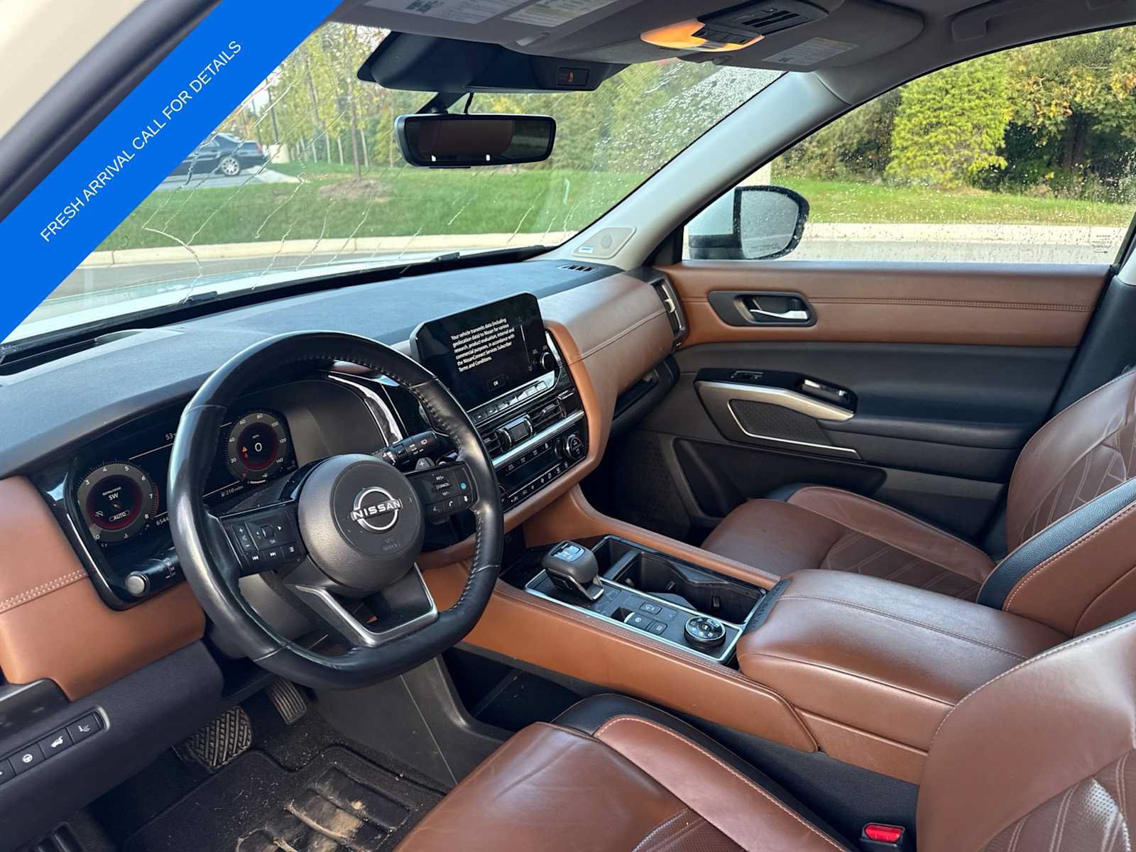 Used 2023 Nissan Pathfinder Platinum AWD/4WD image 17