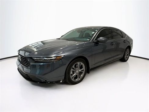 Used 2023 Honda Accord EX-L image 3