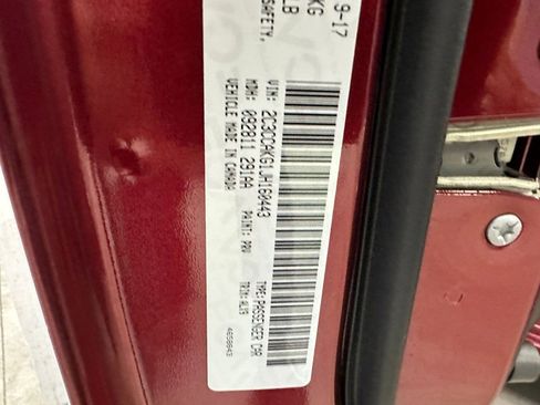 Used 2018 Chrysler 300 Limited image 39