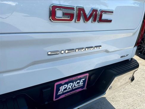 Used 2023 GMC Sierra 1500 SLT w/ SLT Premium Plus Package AWD/4WD image 29