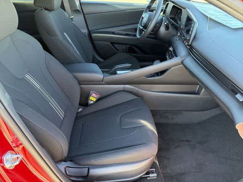New 2026 Hyundai Elantra Sport FWD image 18
