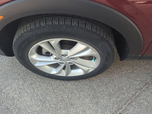 Used 2023 Buick Encore GX Preferred w/ Cold Weather Comfort Package FWD image 13