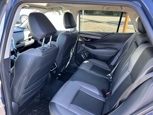 Used 2023 Subaru Outback Onyx Edition image 13