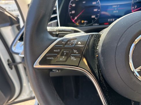 Used 2025 Mercedes-Benz E 350 Sedan image 22