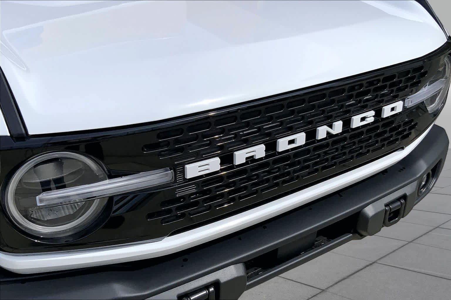 Used 2026 Ford Bronco Badlands AWD/4WD image 32