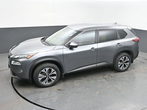 Certified 2023 Nissan Rogue SV image 32