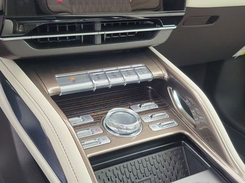 New 2026 Lincoln Nautilus Black Label image 28