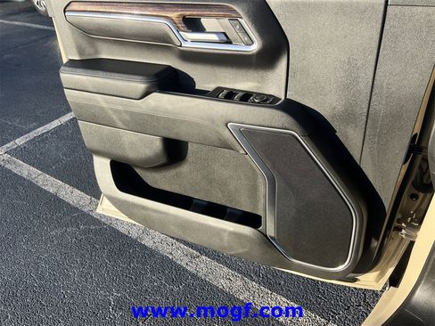 Used 2023 GMC Sierra 1500 Elevation w/ X31 Off-Road Package image 16