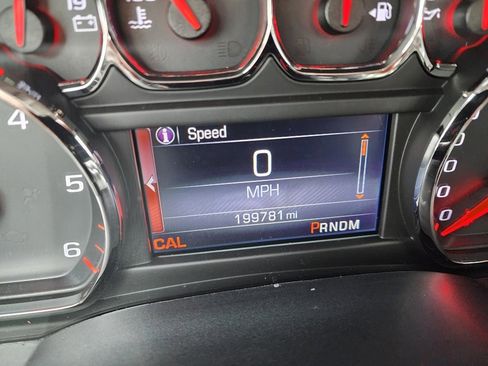 Used 2015 GMC Sierra 1500 SLE w/ SLE Value Package image 37