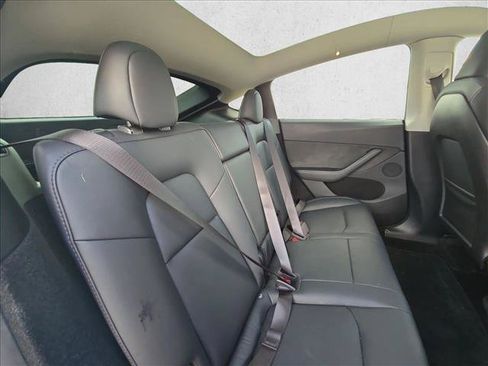 Used 2023 Tesla Model Y Long Range AWD/4WD image 19
