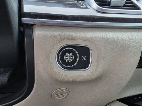 Used 2020 Mercedes-Benz GLE 350 image 29