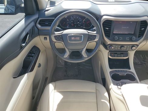 Used 2021 GMC Acadia Denali w/ Denali Ultimate Package image 16