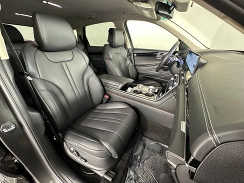 Used 2025 Genesis GV80 2.5T Standard image 6